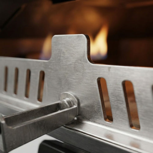 installed stainless steel door on Ooni Koda 2 Max